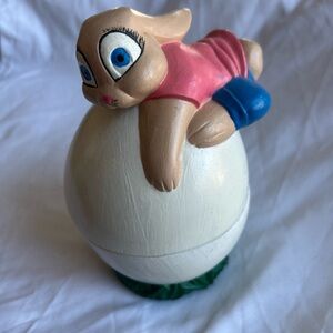 Ceramic egg with lid decor